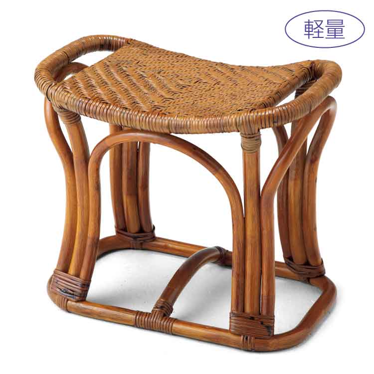 ラタンスツール